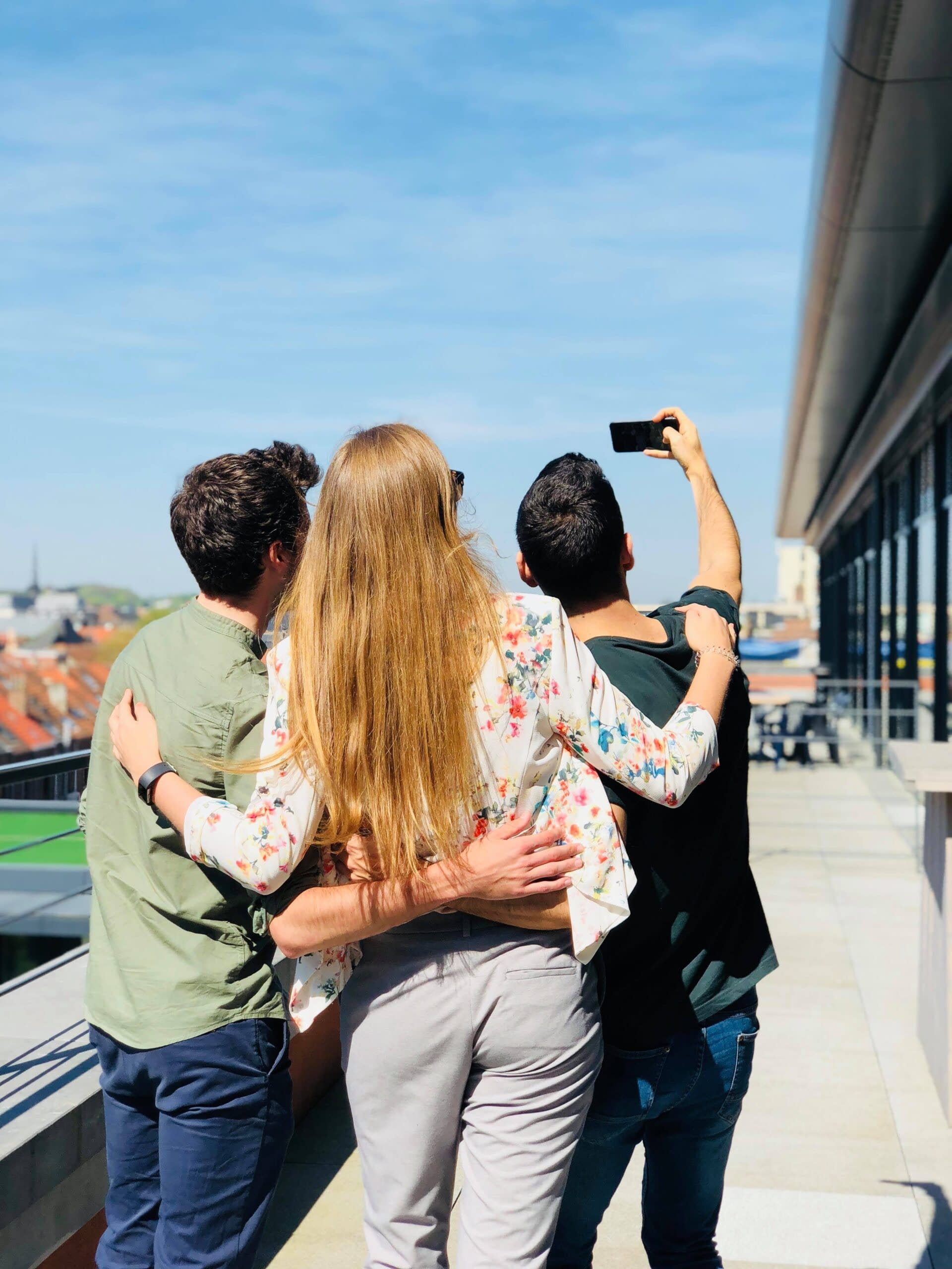 Superstarul care le spune fanilor că cererile de selfie-uri îi provoacă panică și disconfort Superstarul care le spune fanilor că cererile de selfie-uri îi provoacă panică și disconfort