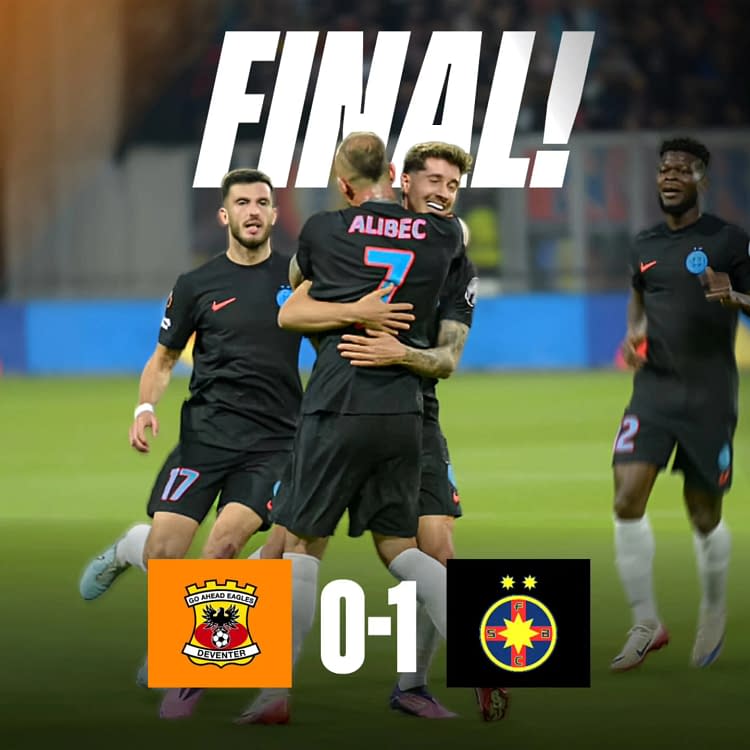 Miculescu, luat în brațe de Alibec după gol  FOTO Captură Facebook FCSB