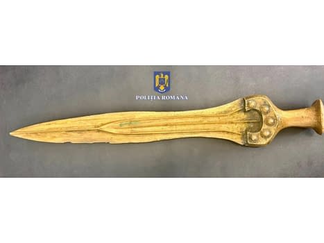 sabie din epoza bronzului foto ipj bacau png