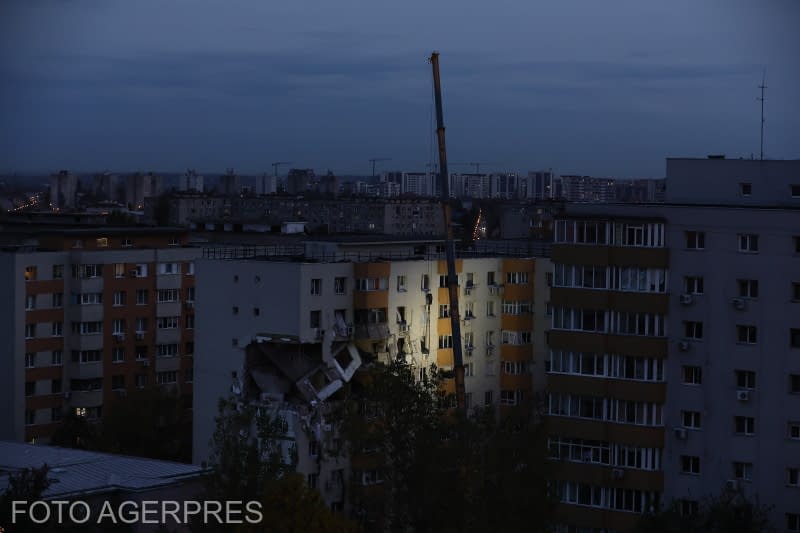 Explozia din Rahova: Distrigaz anunță reluarea treptată a alimentării cu gaze începând de sâmbătă. Care sunt primele blocuri pe listă Explozia din Rahova: Distrigaz anunță reluarea treptată a alimentării cu gaze începând de sâmbătă. Care sunt primele blocuri pe listă