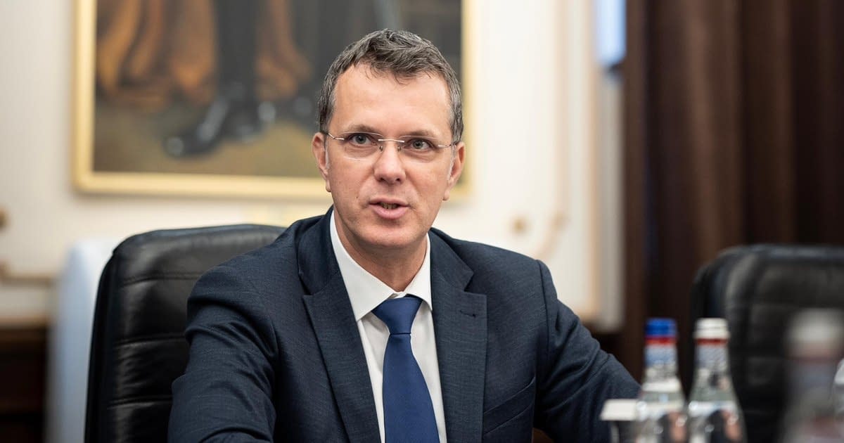 Ionuț Moșteanu s-a întâlnit cu omologul său polon. Despre ce au discutat cei doi miniștri ai Apărării Ionuț Moșteanu s-a întâlnit cu omologul său polon. Despre ce au discutat cei doi miniștri ai Apărării