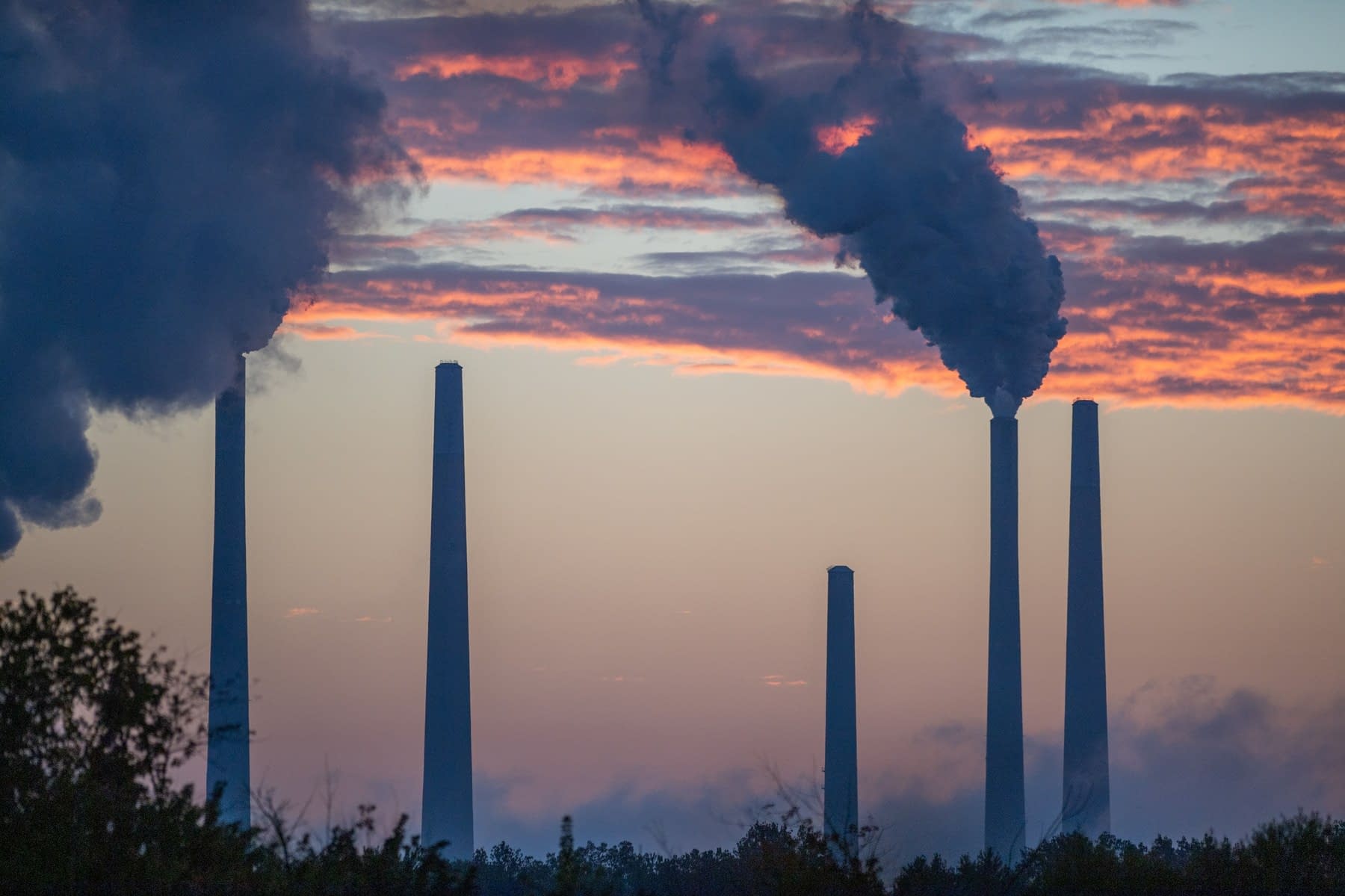 Creștere record a concentrației de dioxid de carbon, care alimentează temerile că încălzirea globală, schimbările climatice și fenomenele meteo extreme se vor amplifica