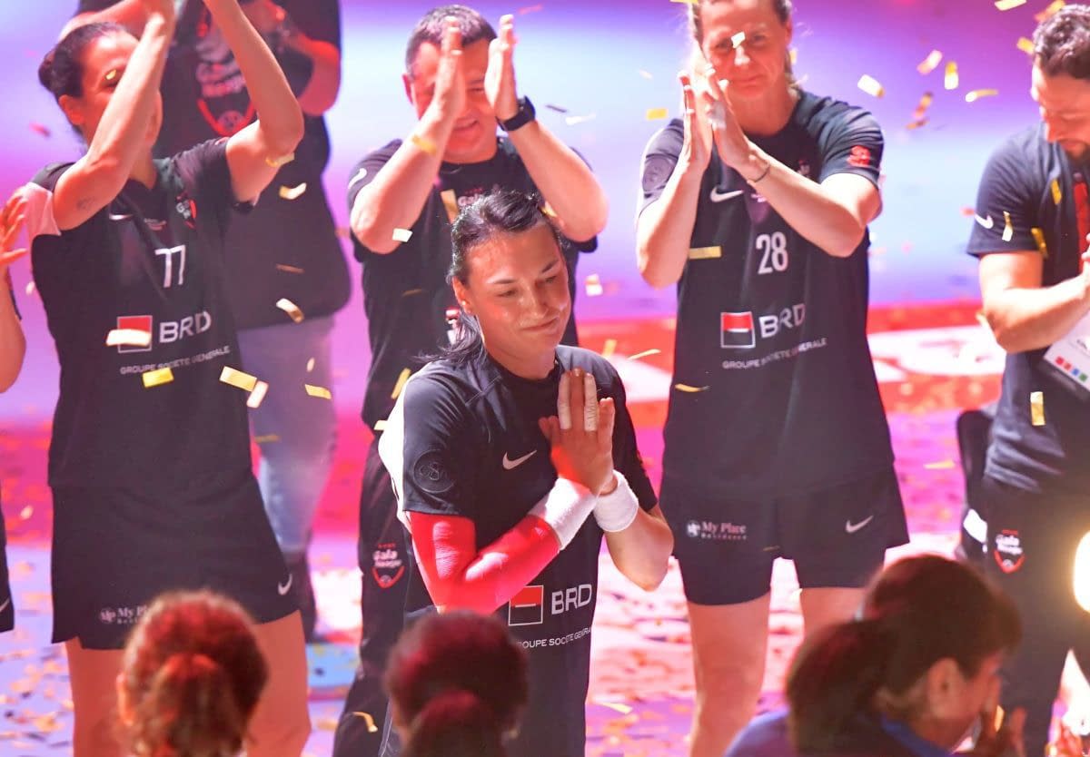 Gala Neagu » Cristina se retrage cu o serie de evenimente memorabile! GSP prezintă programul zilei: surprize pentru fani și un demonstrativ al legendelor