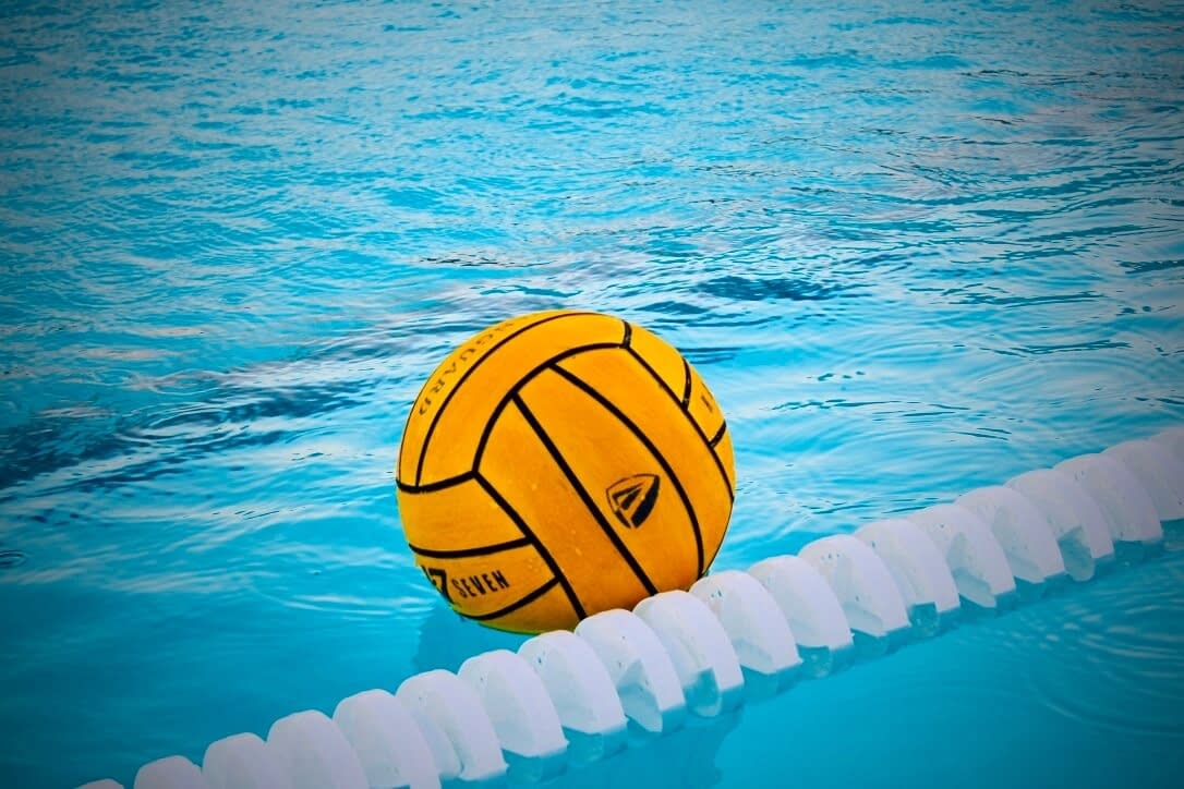 Campioana CSM Oradea, prima finalistă a Cupei României la polo, după semifinala cu deţinătoarea trofeului, Steaua Bucureşti