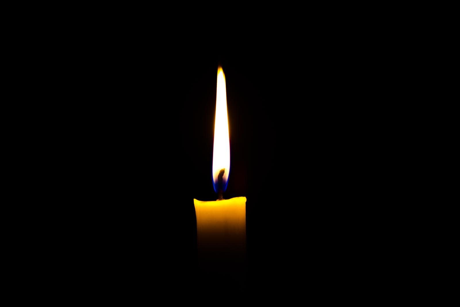 Lumina Sfântă de la Ierusalim a ajuns în România