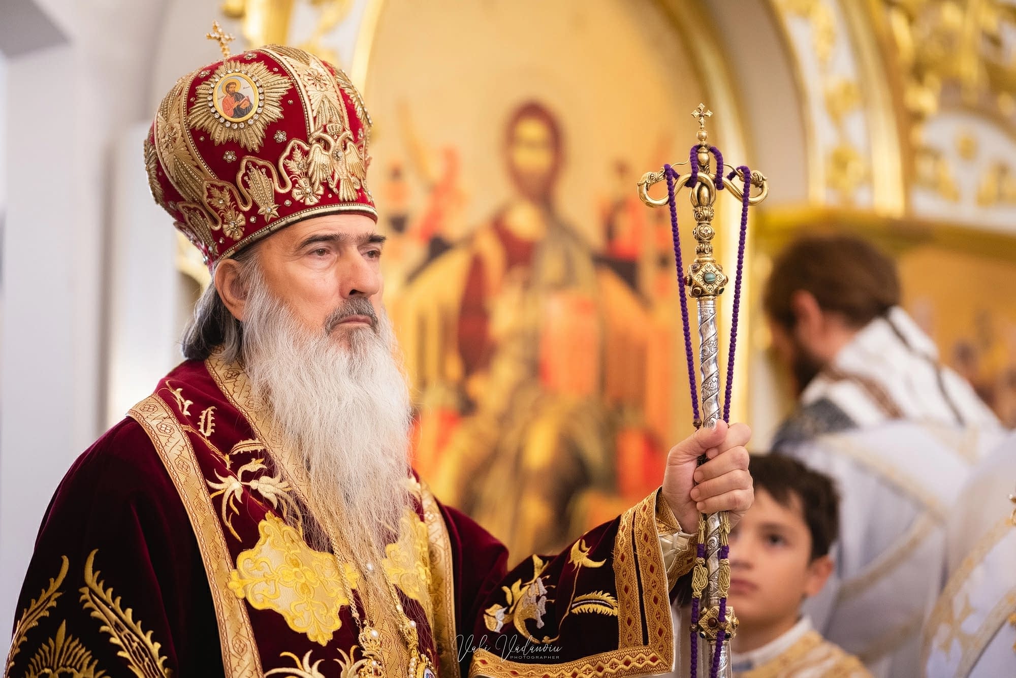 VIDEO ÎPS Teodosie: ‘Fecioara avea să devină și ea Chivot, adică să-L primească în trupul său pe Fiul lui Dumnezeu’