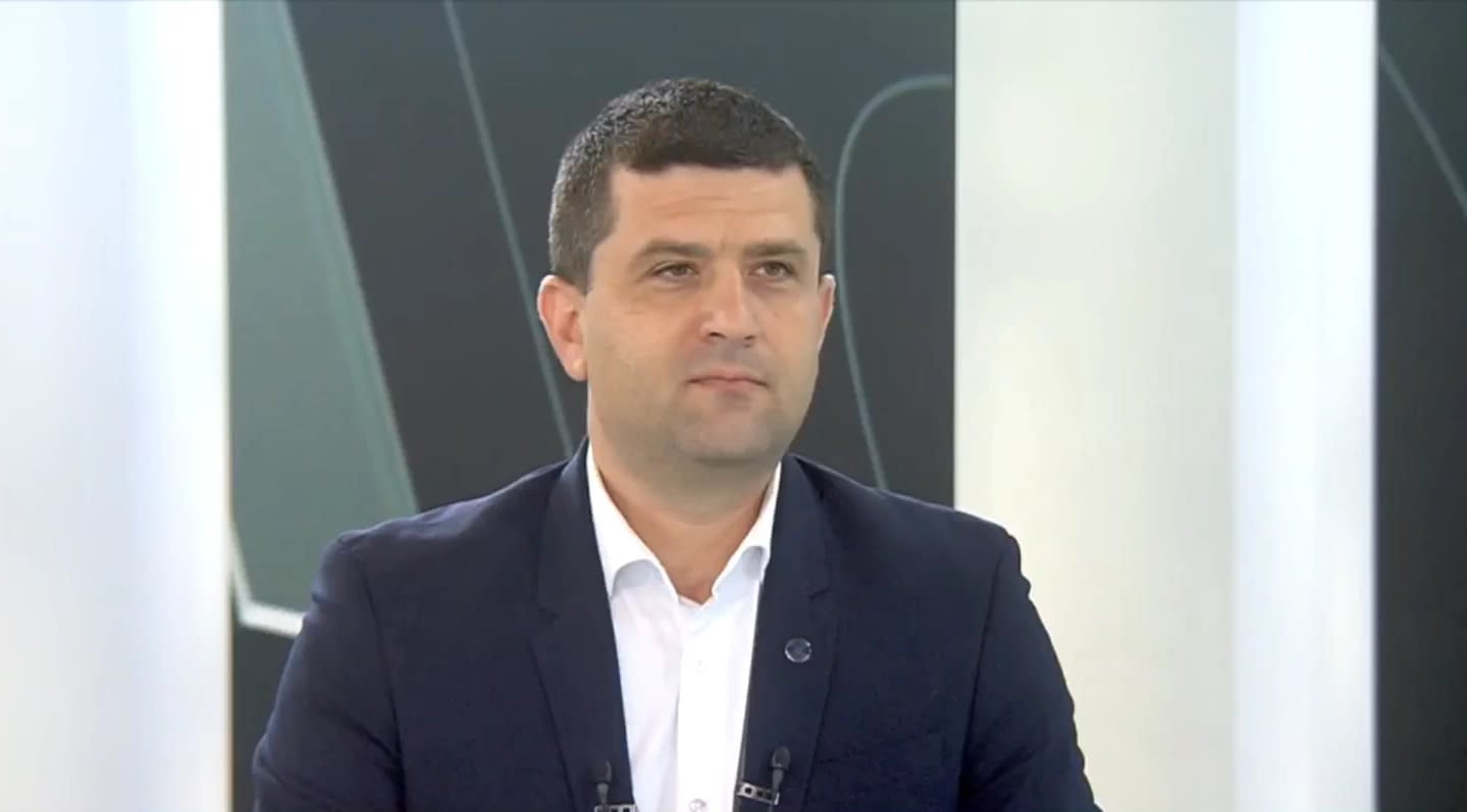 Senatul dezbate luni moţiunea AUR împotriva ministrului economiei, Radu Miruţă (USR)