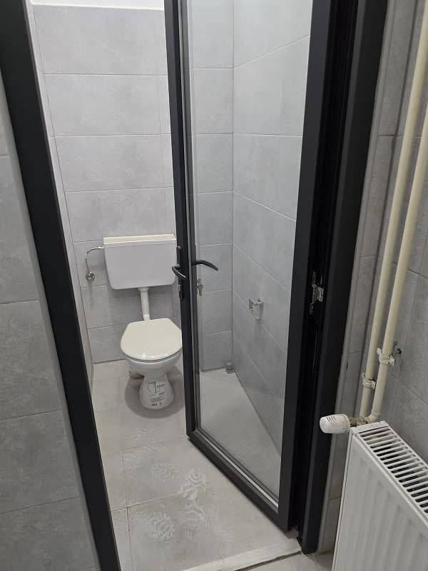 Piața agroalimentară recent renovată din zona Valea Pașcani FOTO BIT24