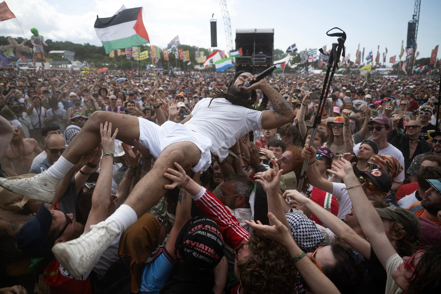 Scandări anti-Israel la Glastonbury: „Moarte pentru IDF” / Replica neașteptată a unui ministru britanic