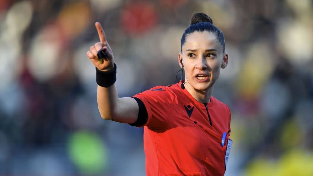 Românca Iuliana Demetrescu o va arbitra pe Bayern Munchen în sferturile Champions League!