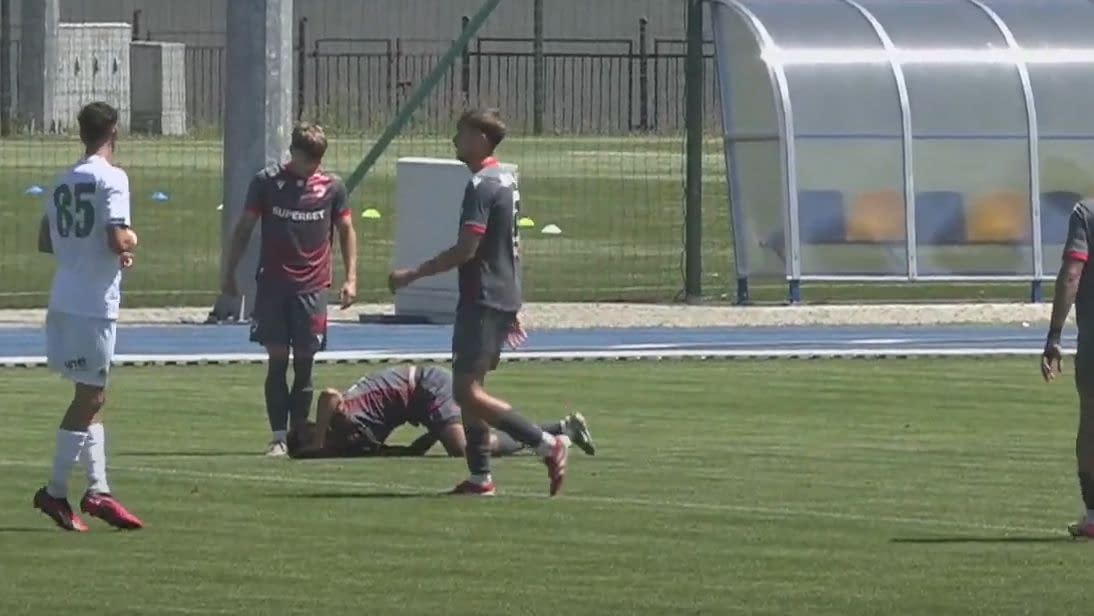 Jucătorul lui Dinamo, OUT înaintea începerii noului sezon! Accidentare gravă Jucătorul lui Dinamo, OUT înaintea începerii noului sezon! Accidentare gravă