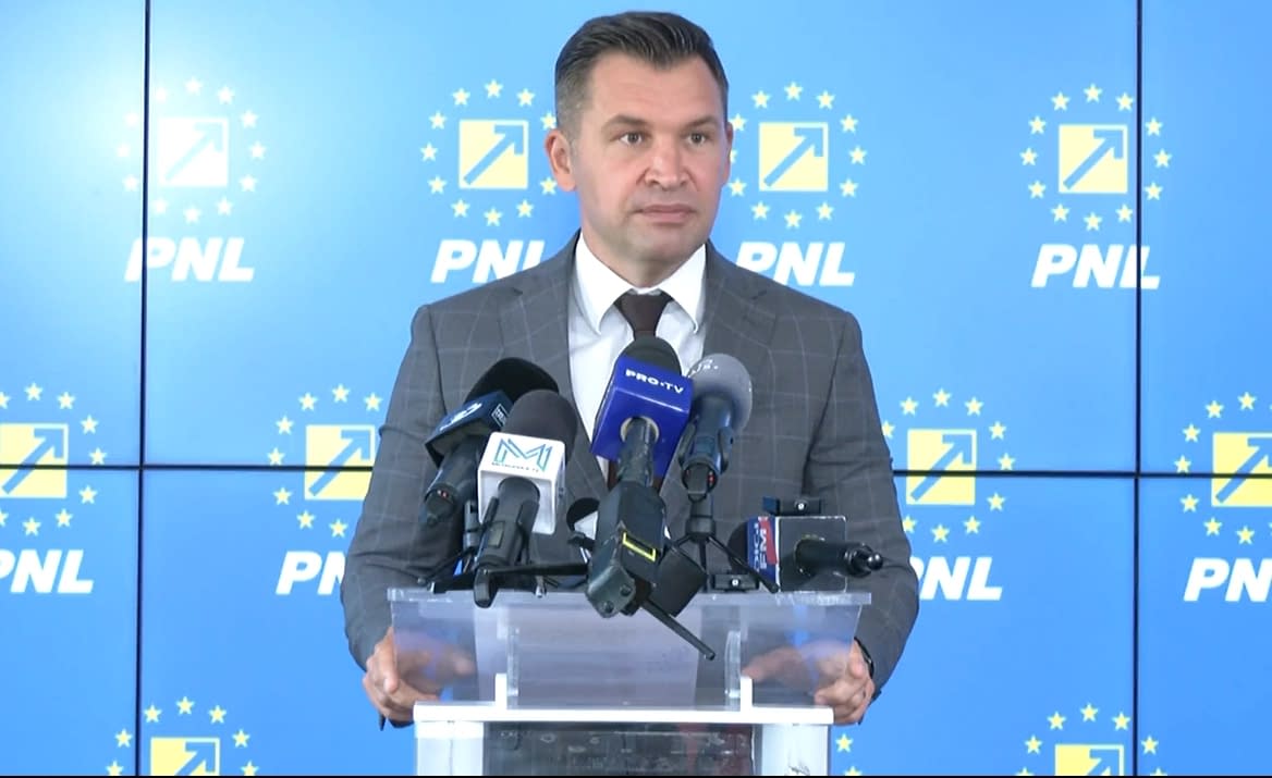 Deputatul Ionuț Stroe, despre legea POT, AUR și SOS: Băgăm politica în vestiarul echipelor sportive Deputatul Ionuț Stroe, despre legea POT, AUR și SOS: Băgăm politica în vestiarul echipelor sportive