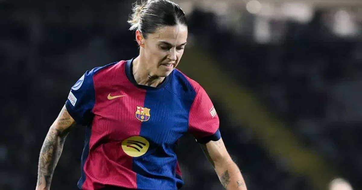 Scandal sexual în Spania. O fotbalistă reclamă că a fost atinsă în zona intimă de o adversară Scandal sexual în Spania. O fotbalistă reclamă că a fost atinsă în zona intimă de o adversară