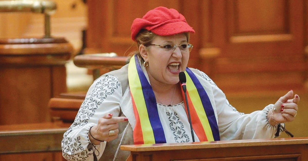 Diana Șoșoacă, hotărâtă să-și depună din nou candidatura la prezidențiale. „N-am nicio teamă. Teama vine de la diavol” Diana Șoșoacă, hotărâtă să-și depună din nou candidatura la prezidențiale. „N-am nicio teamă. Teama vine de la diavol”