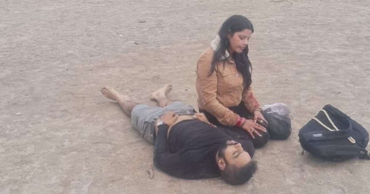 Zeci de morți în urma unui atac terorist armat asupra unor turiști în India Zeci de morți în urma unui atac terorist armat asupra unor turiști în India
