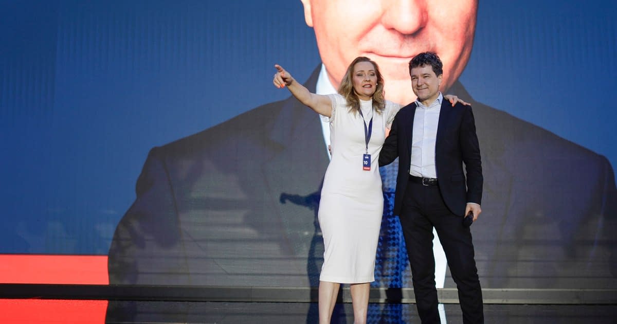 Susținătorii lui Nicusor Dan din USR trec peste decizia instanței și nu îi dau Elenei Lasconi banii de campanie ai partidului. Motivarea deciziei Susținătorii lui Nicusor Dan din USR trec peste decizia instanței și nu îi dau Elenei Lasconi banii de campanie ai partidului. Motivarea deciziei