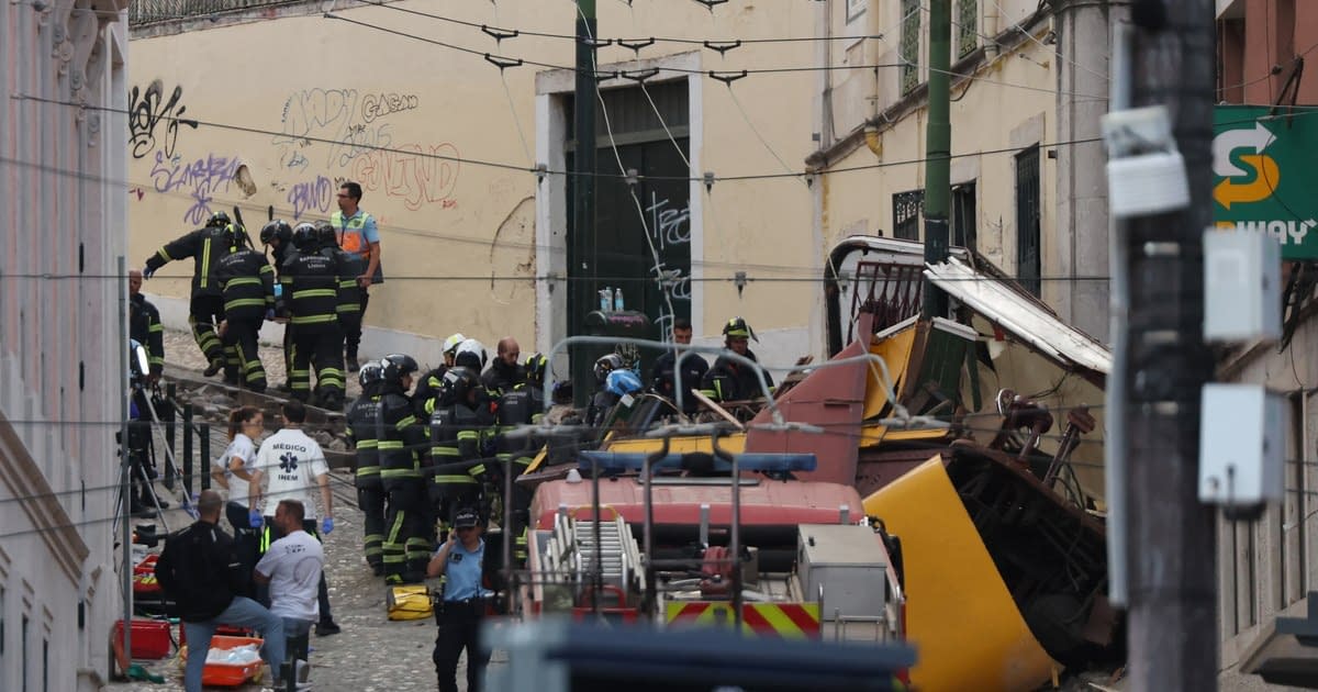 Fotografia pe care un cuplu a postat-o cu câteva momente înainte de tragedia de la Lisabona Fotografia pe care un cuplu a postat-o cu câteva momente înainte de tragedia de la Lisabona