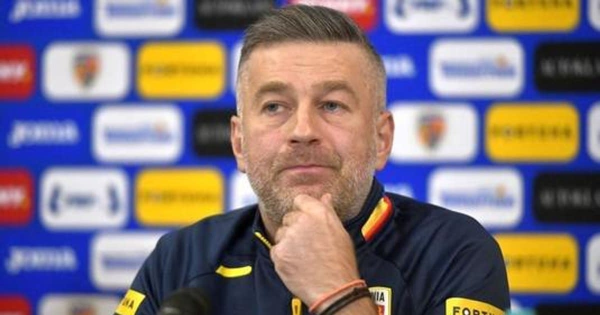 Edward Iordănescu, încă o înfrângere cu Legia. Adus să ia titlul în Polonia, românul se zbate în mediocritate Edward Iordănescu, încă o înfrângere cu Legia. Adus să ia titlul în Polonia, românul se zbate în mediocritate