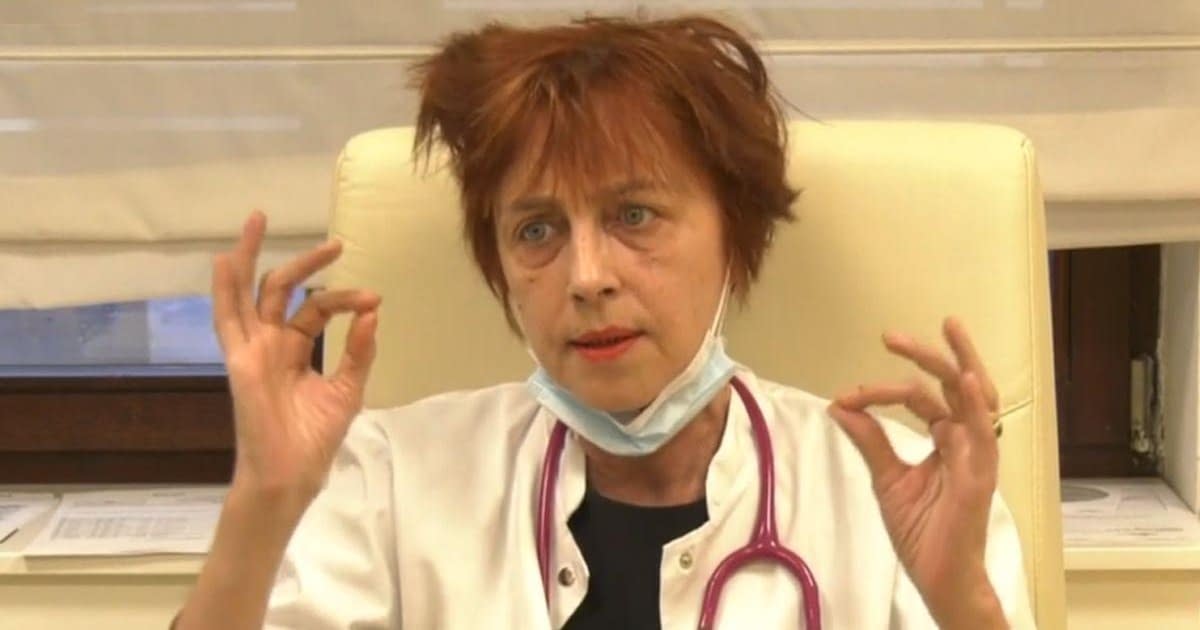 Medicul antivaccinist Flavia Groșan șochează din nou: persoanele nevaccinate se pot îmbolnăvi dacă fac sex cu cineva vaccinat Medicul antivaccinist Flavia Groșan șochează din nou: persoanele nevaccinate se pot îmbolnăvi dacă fac sex cu cineva vaccinat