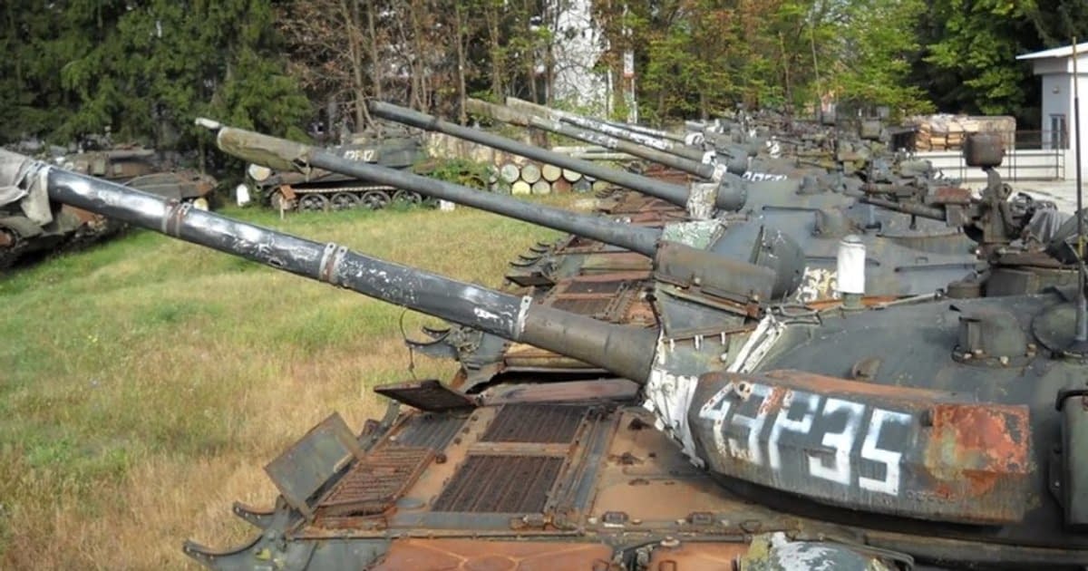 România are un război la ușă, dar cochetează cu ideea de a-și decima armata. General: „E o tâmpenie, ne face vulnerabili în fața Rusiei” România are un război la ușă, dar cochetează cu ideea de a-și decima armata. General: „E o tâmpenie, ne face vulnerabili în fața Rusiei”