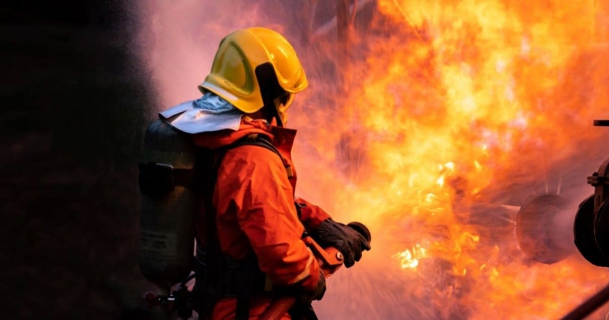 Exploziile și incendiile se repetă, autoritățile bâjbâie. Experți: Sistemul de gaze este vulnerabil și ignorat Exploziile și incendiile se repetă, autoritățile bâjbâie. Experți: Sistemul de gaze este vulnerabil și ignorat