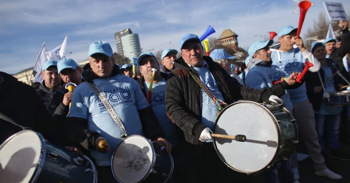 Un nou protest al sindicaliștilor BNS în fața Guvernului, împotriva politicilor fiscale Un nou protest al sindicaliștilor BNS în fața Guvernului, împotriva politicilor fiscale