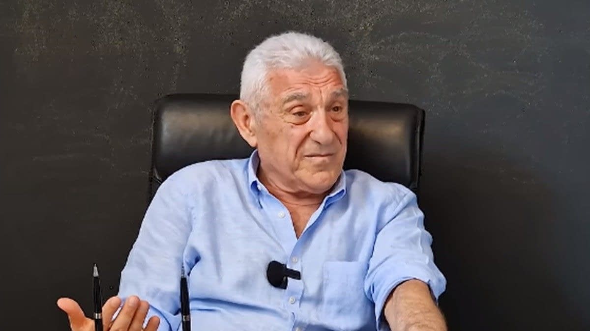 „Au venit de 3 ori la București pentru el!” Giovanni Becali dezvăluie clubul care a pus 10 milioane pe masă pentru starul FCSB „Au venit de 3 ori la București pentru el!” Giovanni Becali dezvăluie clubul care a pus 10 milioane pe masă pentru starul FCSB