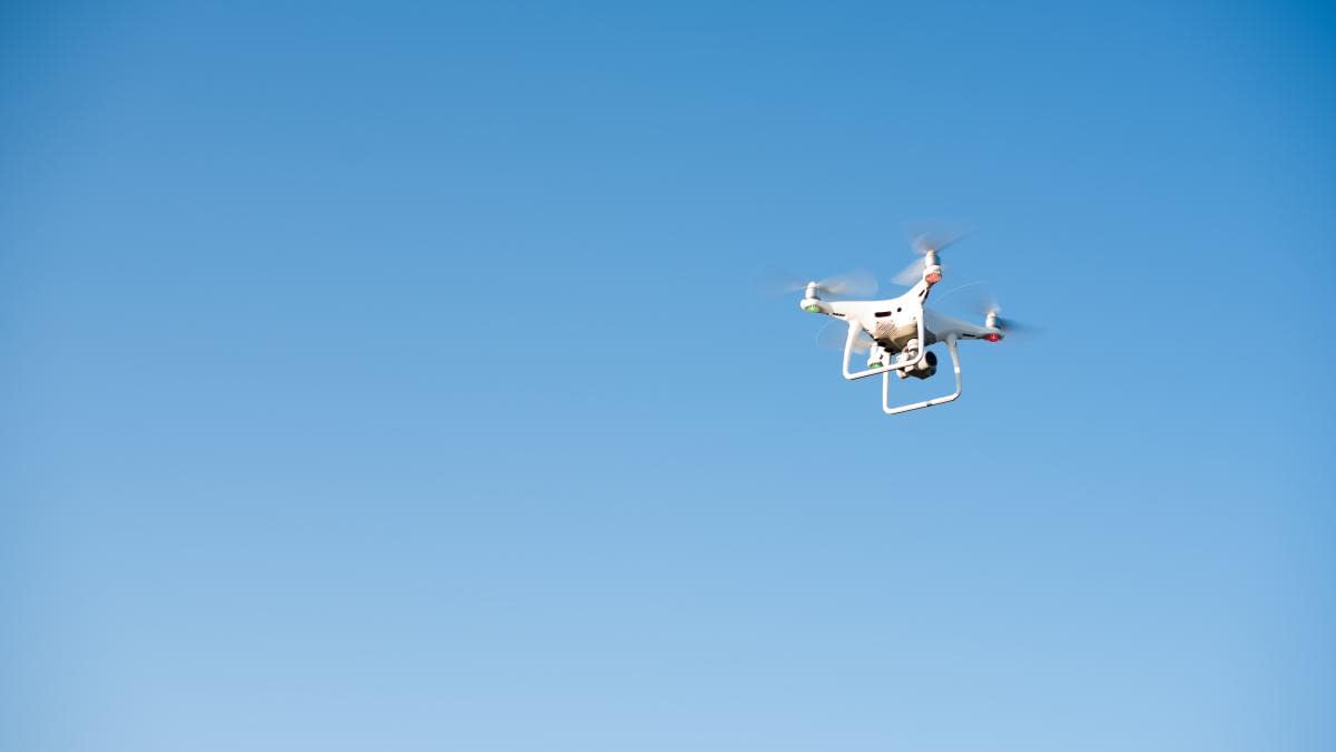 Bild: Aeroporturile germane, perturbate de „drone cu scop militar”. Germania instituie un nou departament anti-drone Bild: Aeroporturile germane, perturbate de „drone cu scop militar”. Germania instituie un nou departament anti-drone