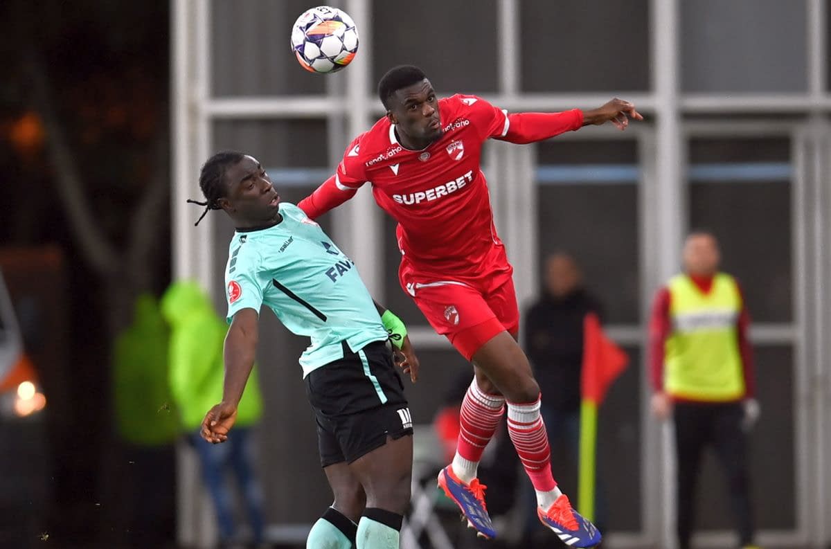 Josue Homawoo a plecat de la Dinamo și a fost prezentat de noua echipă: doi ani de contract Josue Homawoo a plecat de la Dinamo și a fost prezentat de noua echipă: doi ani de contract