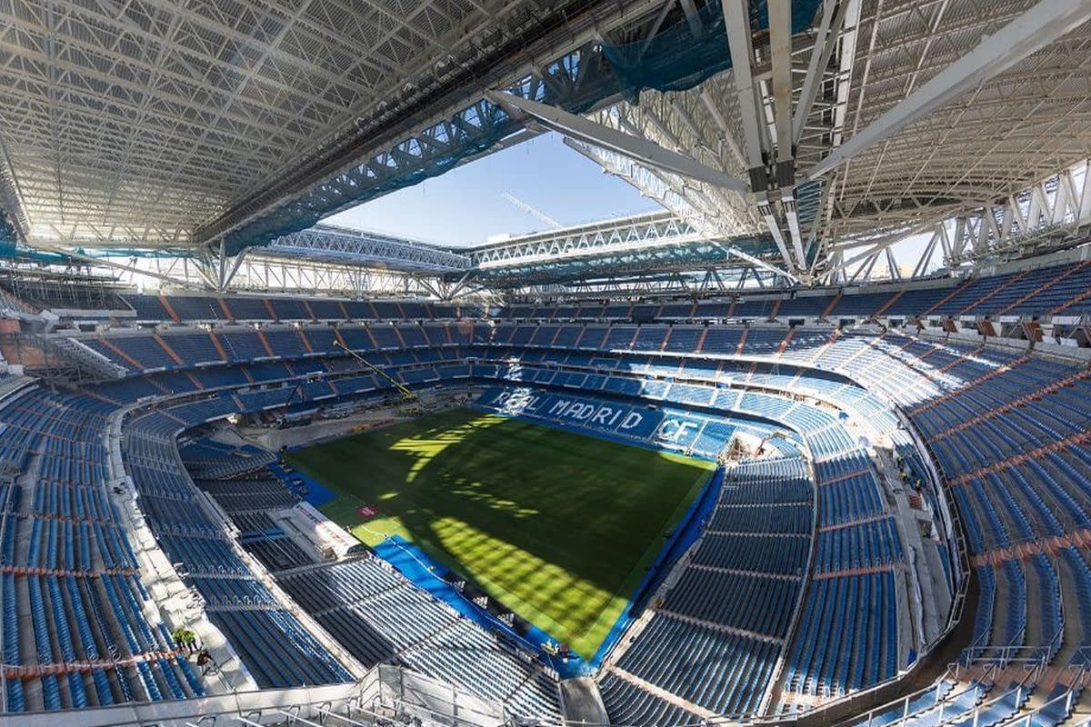 Santiago Bernabeu, gazda meciului de deschidere de la Campionatul European de Baschet din 2029: „Un nou record de audiență?” Santiago Bernabeu, gazda meciului de deschidere de la Campionatul European de Baschet din 2029: „Un nou record de audiență?”