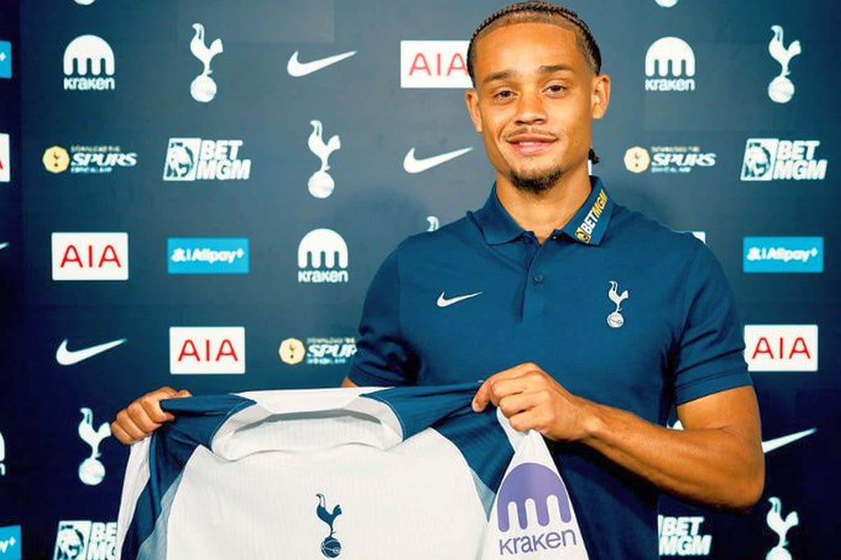 Tottenham și-a prezentat mijlocașul de 60 de milioane de euro Tottenham și-a prezentat mijlocașul de 60 de milioane de euro
