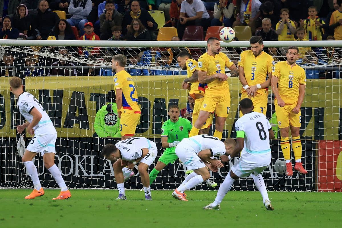 Jucătorii austrieci, dezamăgiți crunt: „Românii au jucat foarte bine. Au fost mereu veninoși” Jucătorii austrieci, dezamăgiți crunt: „Românii au jucat foarte bine. Au fost mereu veninoși”