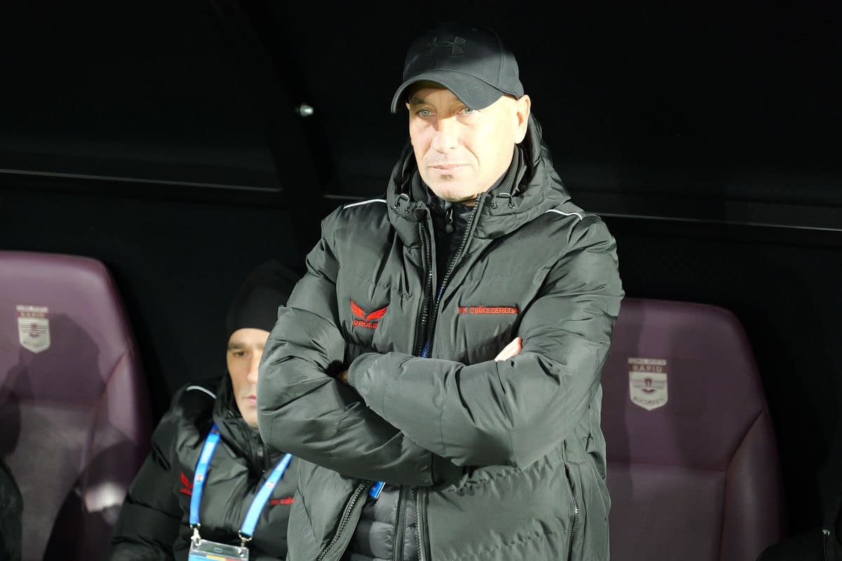 Robert Ilyeș nu stă la discuții: „Va primi amendă! Păi nu se mai poate, afectează imaginea clubului și a mea!” Robert Ilyeș nu stă la discuții: „Va primi amendă! Păi nu se mai poate, afectează imaginea clubului și a mea!”