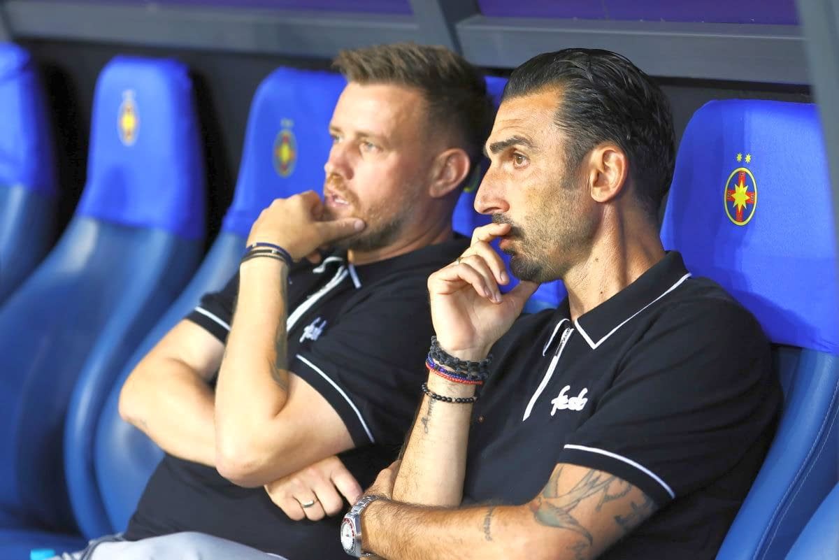 Mihai Pintilii a semnalat problema celor de la FCSB din această vară: „Parcă este mai rău anul acesta” Mihai Pintilii a semnalat problema celor de la FCSB din această vară: „Parcă este mai rău anul acesta”