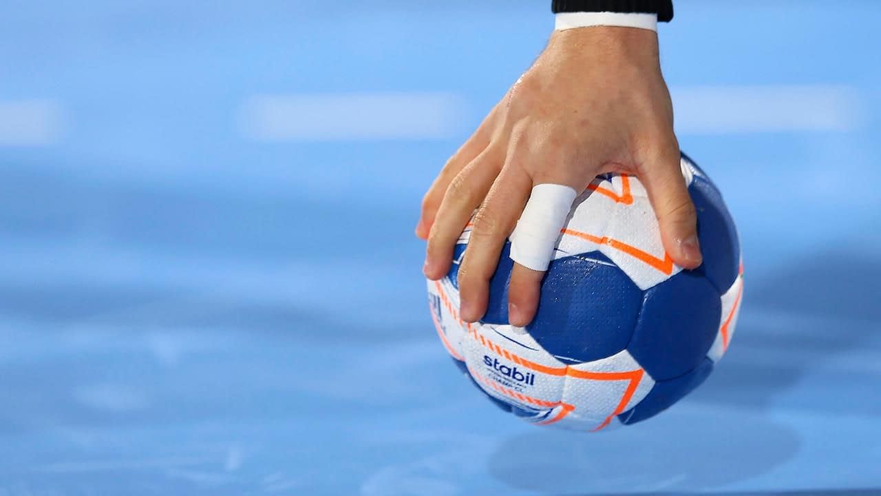 Coloșii pe semicerc: s-a stabilit finala Campionatului Mondial de handbal masculin Coloșii pe semicerc: s-a stabilit finala Campionatului Mondial de handbal masculin