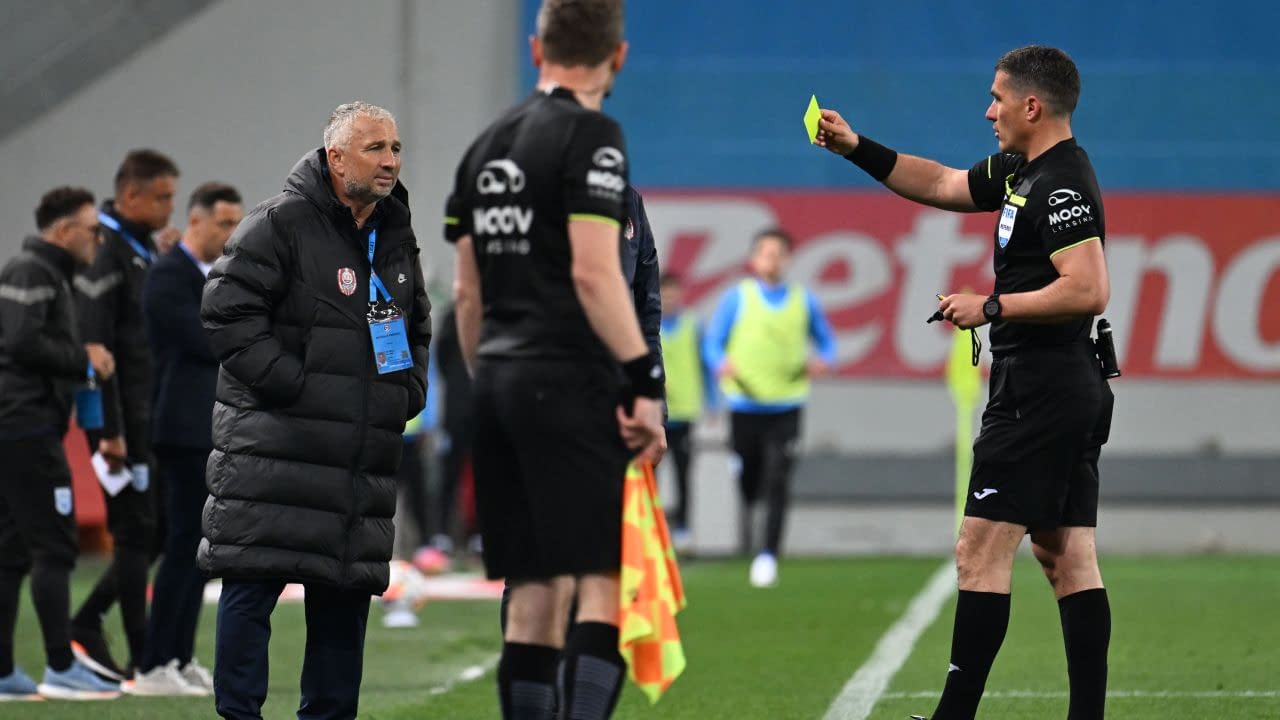 Dan Petrescu a răbufnit după remiza de la Craiova: „Nu am fost băgați în seamă” Dan Petrescu a răbufnit după remiza de la Craiova: „Nu am fost băgați în seamă”