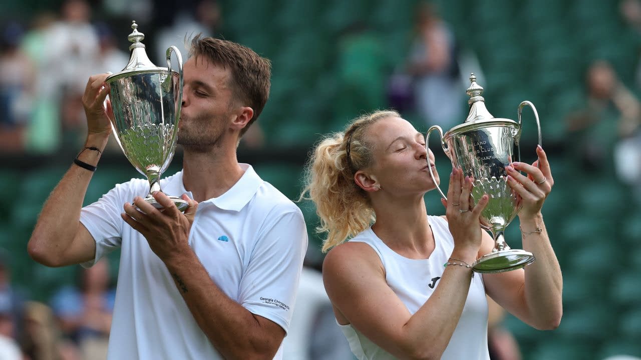 Wimbledon 2025 | S-a acordat primul trofeu. „Katerina, îți mulțumesc!”