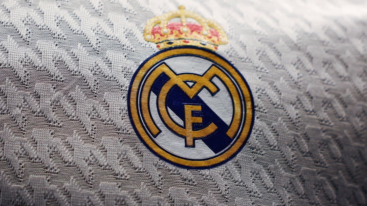 Real Madrid dă lovitura! Negocieri avansate pentru încă un jucător de la Liverpool Real Madrid dă lovitura! Negocieri avansate pentru încă un jucător de la Liverpool