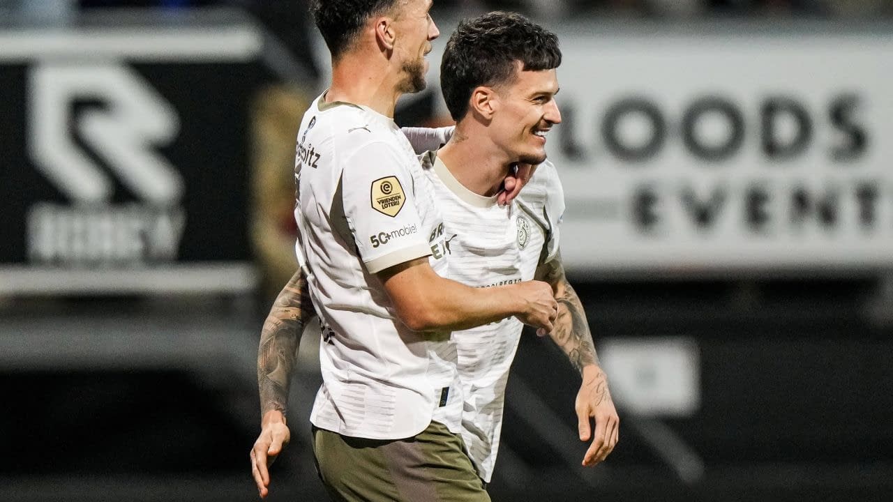 „Crucial!” Reacția olandezilor după ce Dennis Man a fost eroul lui PSV Eindhoven la două minute după intrarea pe teren „Crucial!” Reacția olandezilor după ce Dennis Man a fost eroul lui PSV Eindhoven la două minute după intrarea pe teren