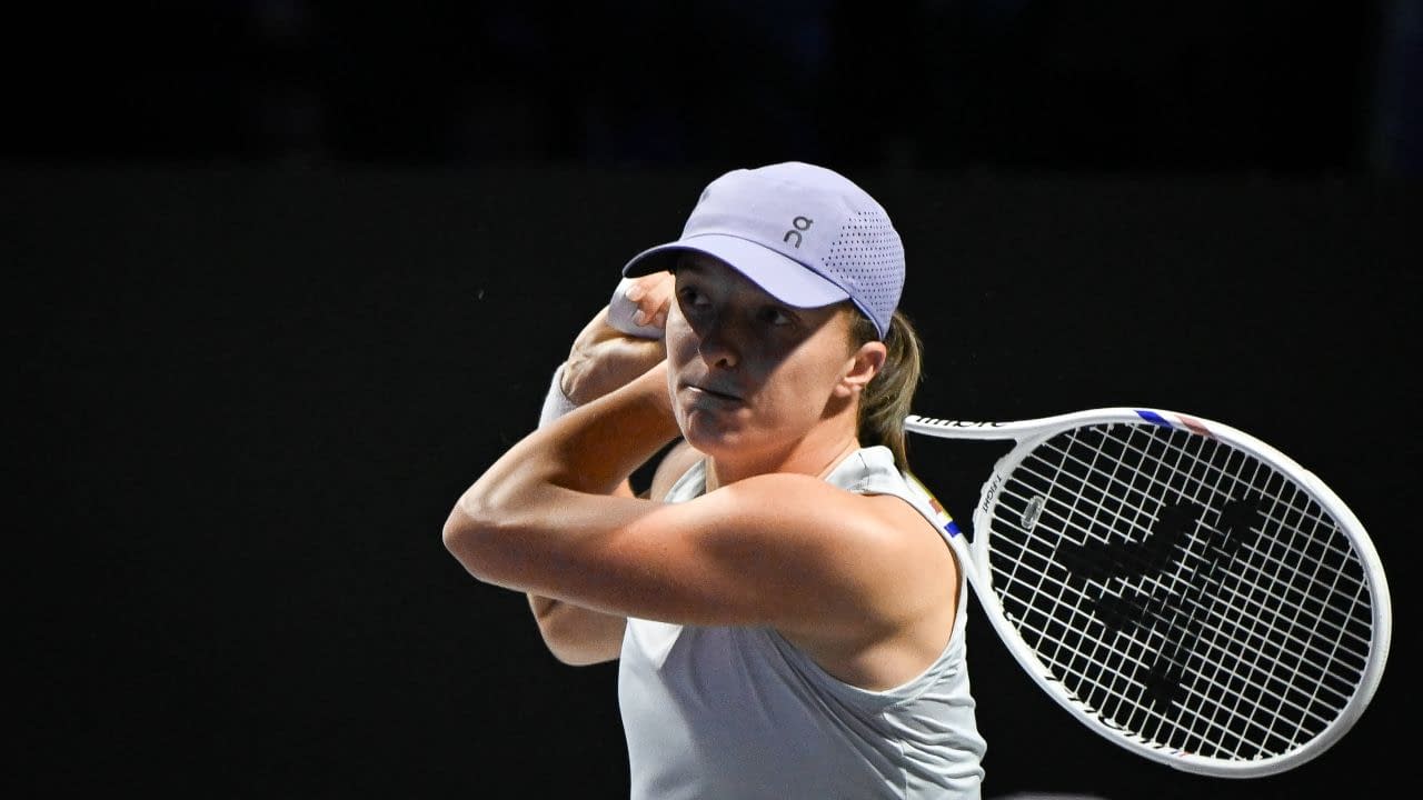 Omorâtă de propria sabie: Iga Swiatek, „demolată” la Turneul Campioanelor: cine a reușit marea performanță Omorâtă de propria sabie: Iga Swiatek, „demolată” la Turneul Campioanelor: cine a reușit marea performanță