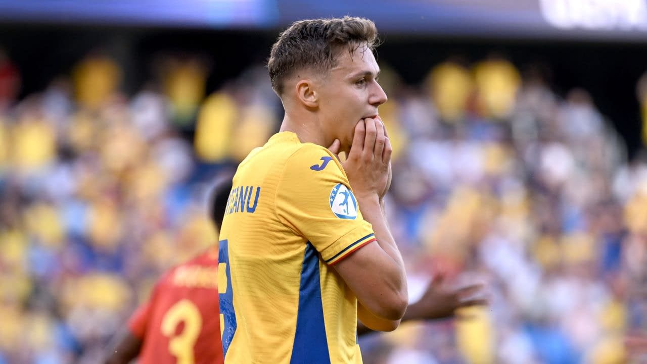 Grecii sunt convinși după ce Olympiacos a trimis scouterii după Louis Munteanu: ”Asta este sigur!” Grecii sunt convinși după ce Olympiacos a trimis scouterii după Louis Munteanu: ”Asta este sigur!”