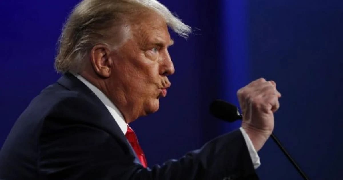 Donald Trump s-a dezlănţuit în stilul caracteristic pe reţelele de socializare. Foto EPA-EFE