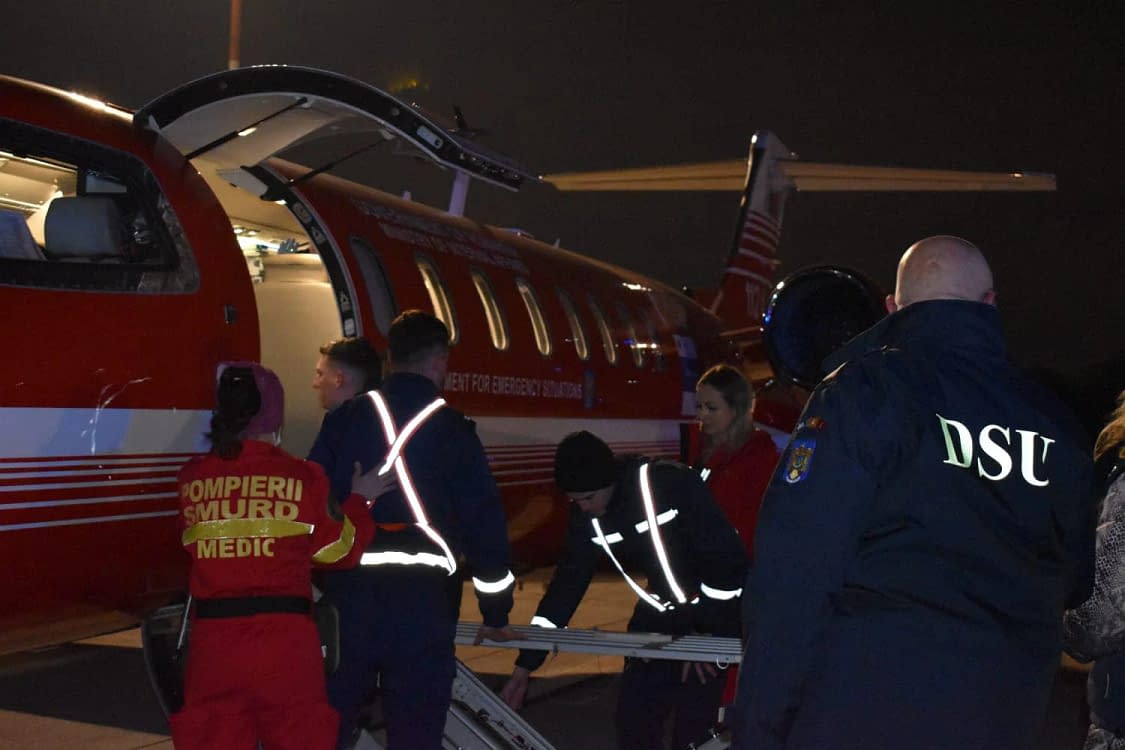 Avionul a aterizat pe aeroportul Otopeni la ora 19:35. FOTO DSU