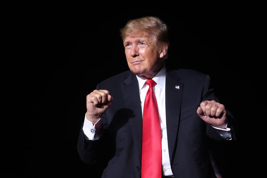 Donald Trump e hotărât să strângă bani din taxe vamale pentru SUA. Foto Getty Images