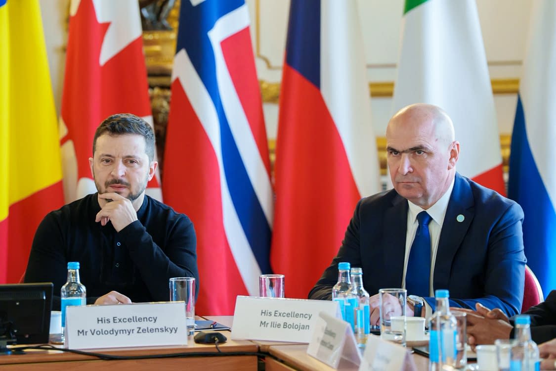 Ilie Bolojan a stat lângă Zelenski la Londra FOTO: Presidency.ro
