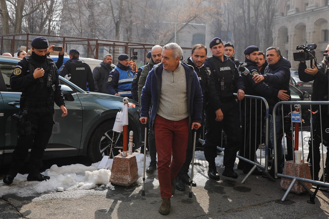 Călin Georgescu este acuzat de adarare la o grupare neolegionară
