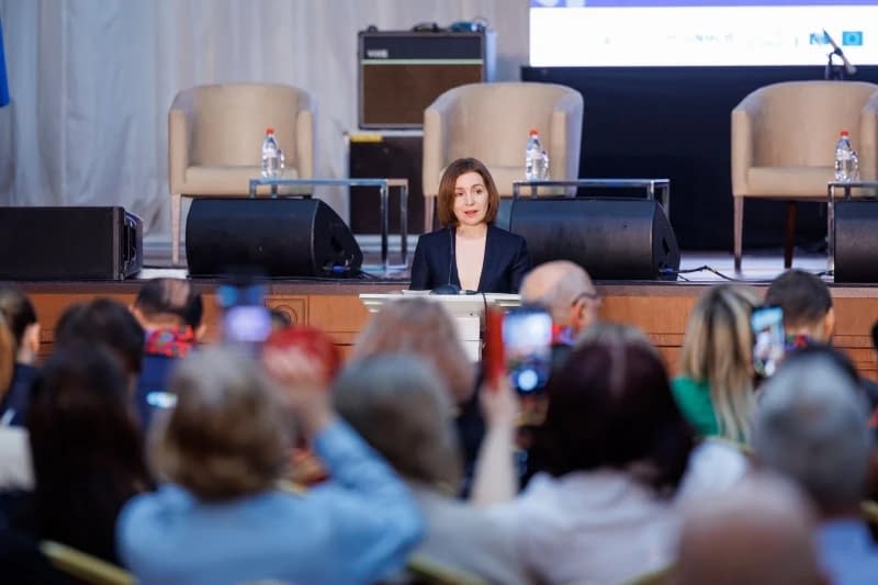 Maia Sandu condamnă atacul armatei ruse asupra orașului Krivoi Rog. FOTO: Presedinte.md