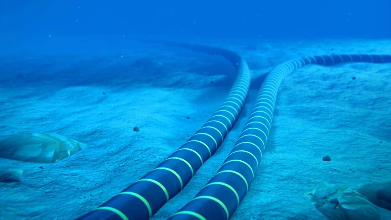 China dezvoltă un robot capabil să taie cabluri submarine. FOTO: Shutterstock