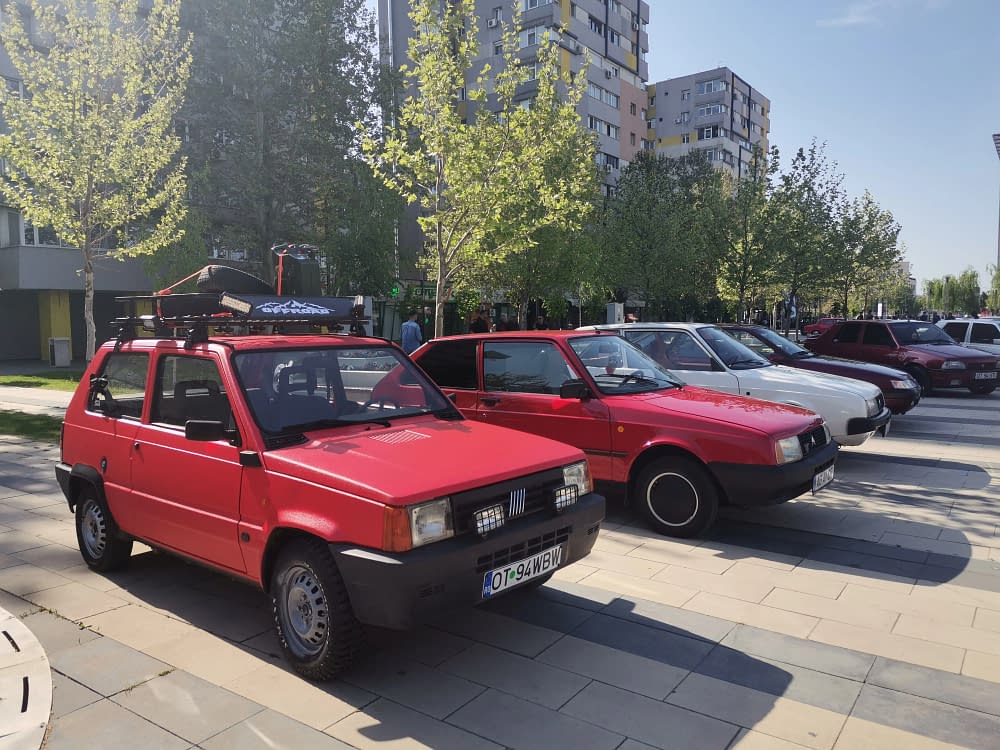 Mașinile istorice sunt în perfectă stare de funcționare FOTO. A.M.