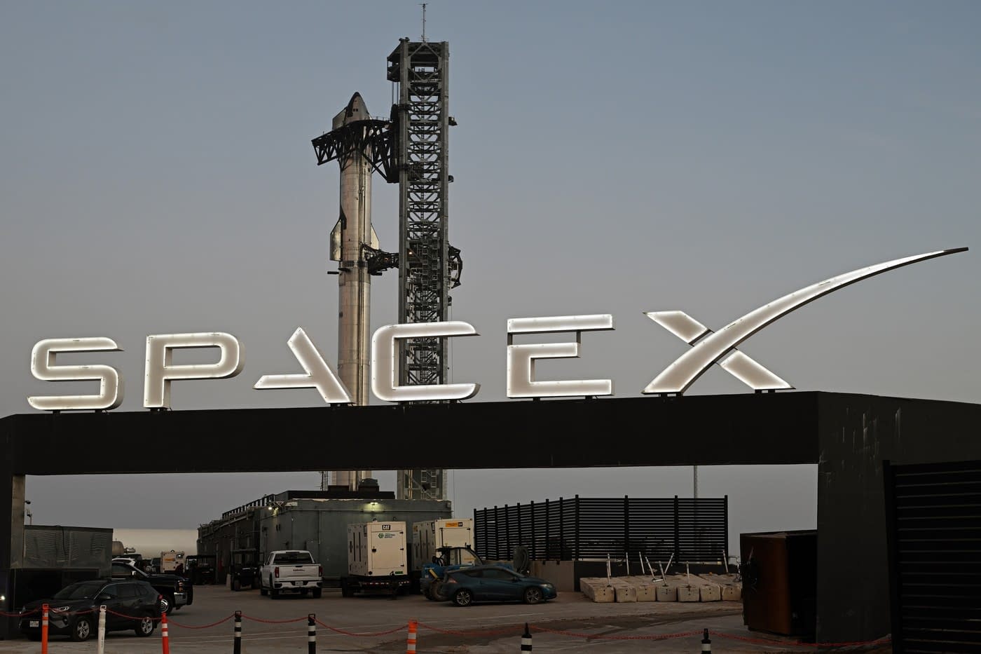 VIDEO Explozie la noul propulsor al rachetei Starship. Eșec al SpaceX în cursa pentru viitoarea aselenizare preconizată de NASA VIDEO Explozie la noul propulsor al rachetei Starship. Eșec al SpaceX în cursa pentru viitoarea aselenizare preconizată de NASA